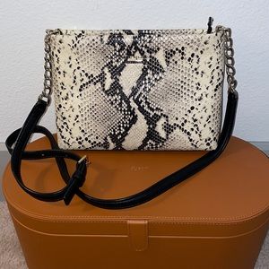 Kate Spade Black and White Snakeskin Pattern Crossbody Purse Bag